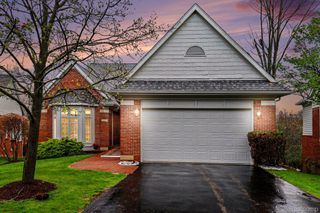 6426 Country Shire Lane, West Bloomfield Charter Township, MI 48323