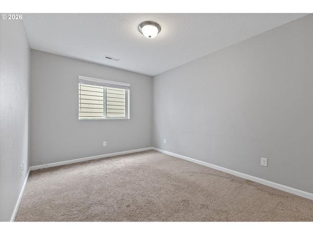 3718 Ne KINGBIRD St, Camas, WA 98607
