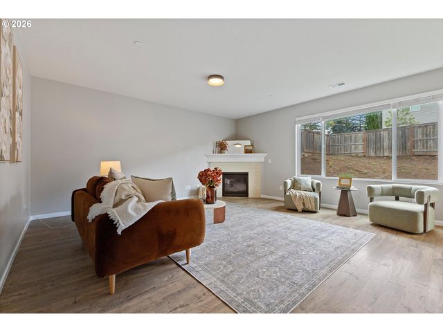 3718 Ne KINGBIRD St, Camas, WA 98607