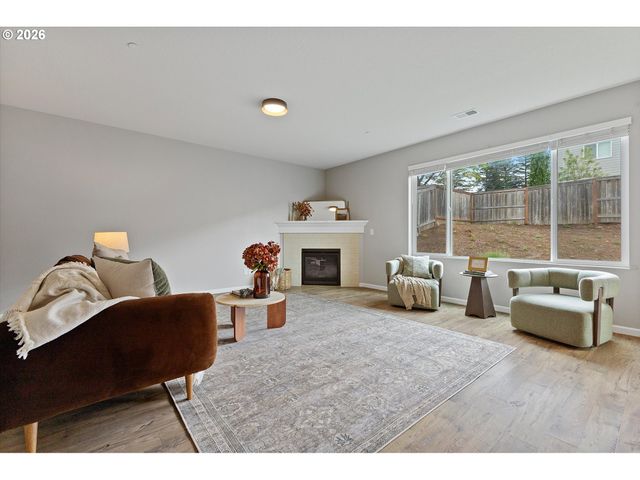 3718 Ne KINGBIRD St, Camas, WA 98607