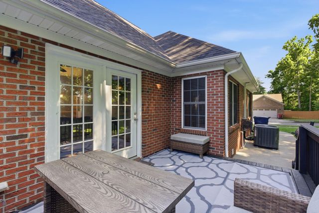604 Farmland Drive, Berea, KY 40403