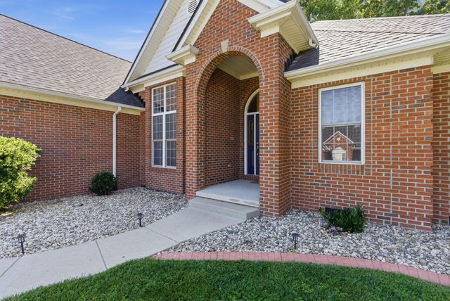 604 Farmland Drive, Berea, KY 40403