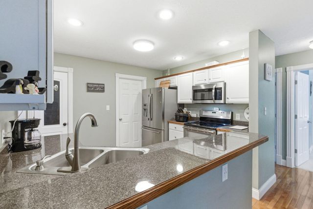 604 Farmland Drive, Berea, KY 40403