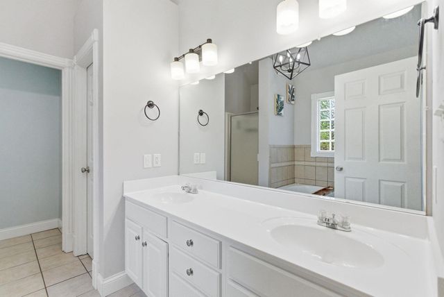 604 Farmland Drive, Berea, KY 40403