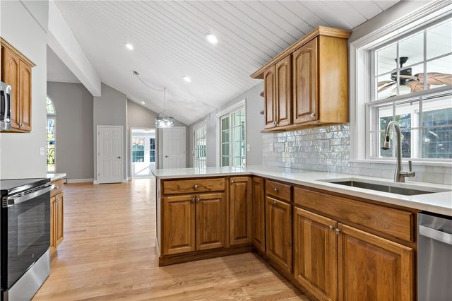 1268 Main Street, Coventry, RI 02816