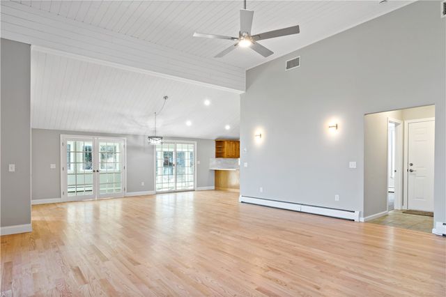 1268 Main Street, Coventry, RI 02816