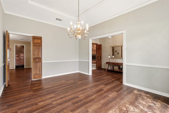 3001 S Country Club Road, Garland, TX 75043