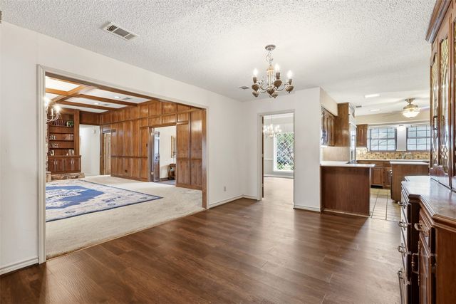 3001 S Country Club Road, Garland, TX 75043