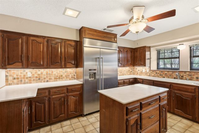 3001 S Country Club Road, Garland, TX 75043