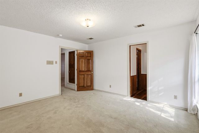 3001 S Country Club Road, Garland, TX 75043