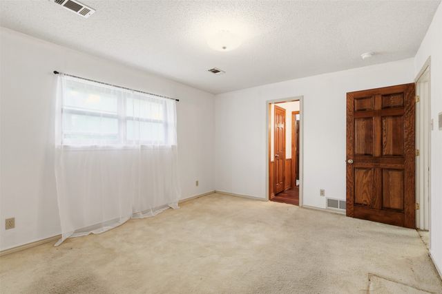 3001 S Country Club Road, Garland, TX 75043