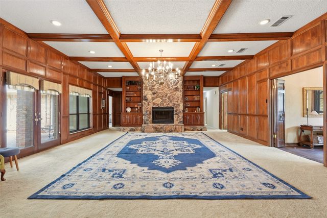 3001 S Country Club Road, Garland, TX 75043