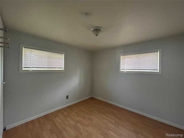 4987 Roosevelt Boulevard, Dearborn Heights, MI 48125