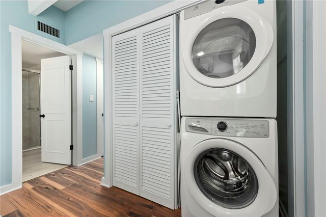 4410 HWY A1A Highway 204, Vero Beach, FL 32963