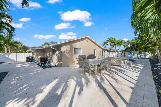 838 W Palmetto Park Road, Boca Raton, FL 33486