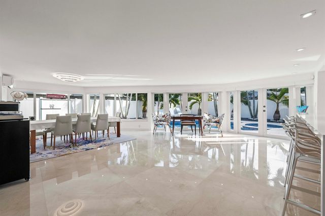 838 W Palmetto Park Road, Boca Raton, FL 33486