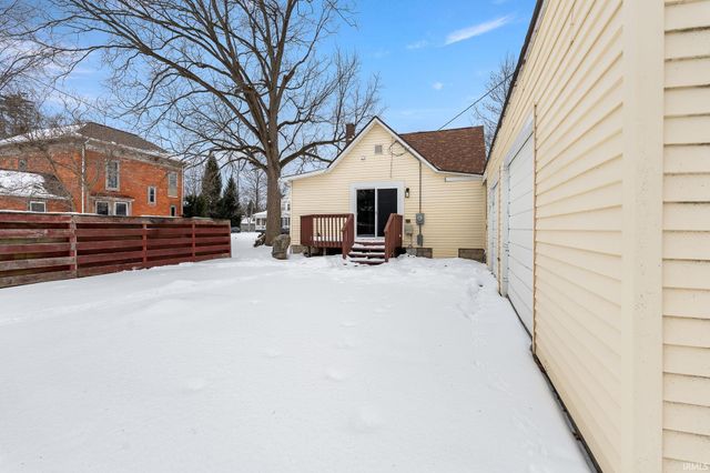 1016 Bell Avenue, New Haven, IN 46774