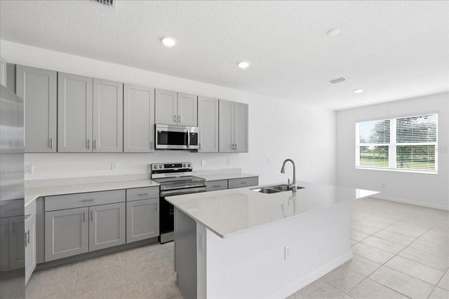 2605 PRIYA DRIVE, Tavares, FL 32778