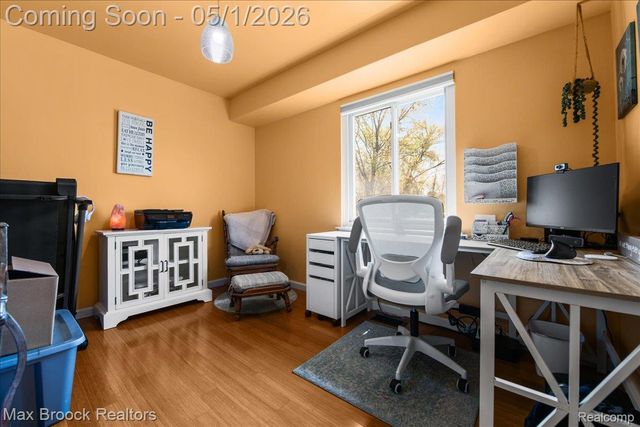 1165 Annjo Street, Walled Lake, MI 48390