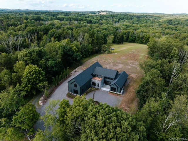 158 Brown Road, Greenville, NY 10998