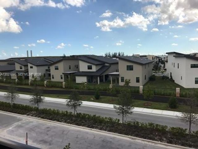 7805 NW 104 Ave 31, Doral, FL 33178