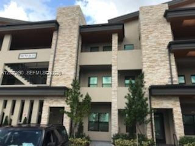 7805 NW 104 Ave 31, Doral, FL 33178