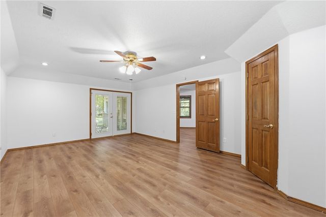 15228 N Cove Creek N Road, Prairie Grove, AR 72753