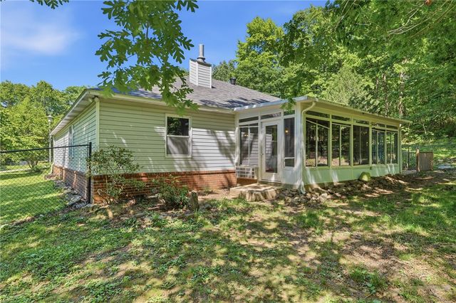 15228 N Cove Creek N Road, Prairie Grove, AR 72753