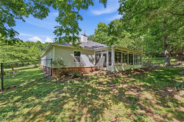 15228 N Cove Creek N Road, Prairie Grove, AR 72753