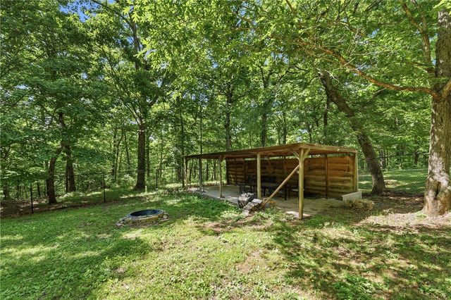15228 N Cove Creek N Road, Prairie Grove, AR 72753