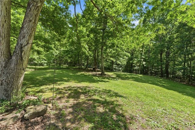 15228 N Cove Creek N Road, Prairie Grove, AR 72753