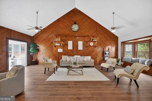 12 Clearwater Road, Sharpsburg, GA 30277