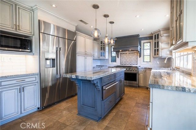 29665 Meadowmist, Agoura Hills, CA 91301