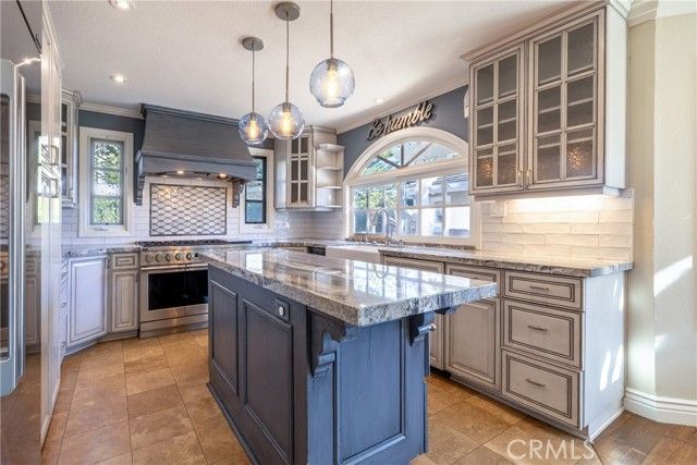 29665 Meadowmist, Agoura Hills, CA 91301