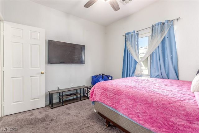 6329 Blowing Sky Street 201, North Las Vegas, NV 89081