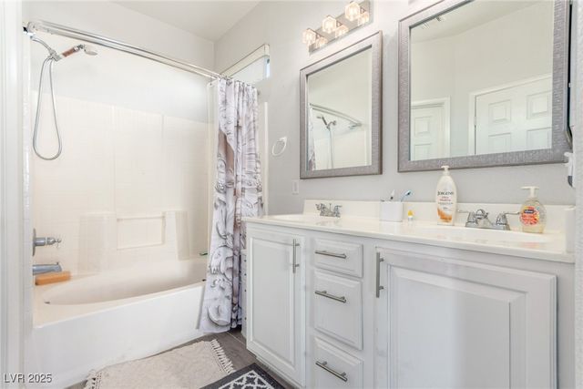 6329 Blowing Sky Street 201, North Las Vegas, NV 89081