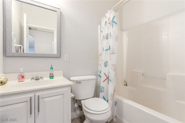 6329 Blowing Sky Street 201, North Las Vegas, NV 89081