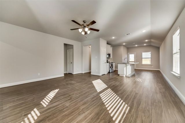 1430 Warringwood Drive, Greenville, TX 75402