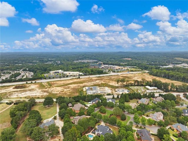 5634 Autumn Flame Drive, Braselton, GA 30517