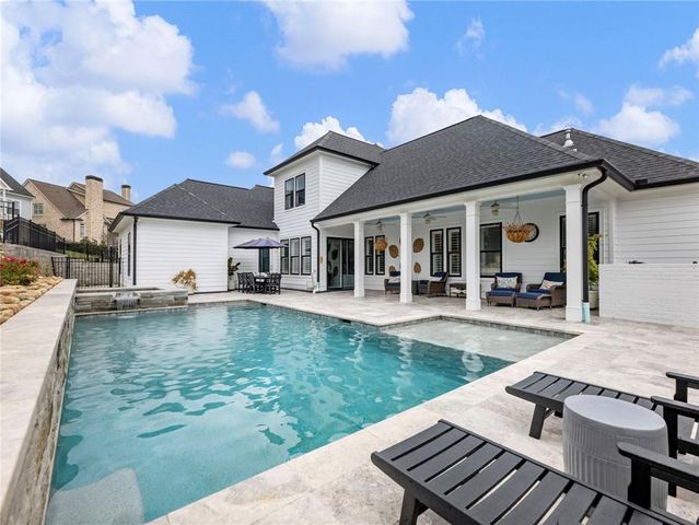 5634 Autumn Flame Drive, Braselton, GA 30517