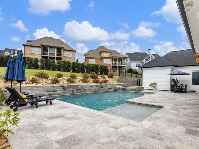 5634 Autumn Flame Drive, Braselton, GA 30517