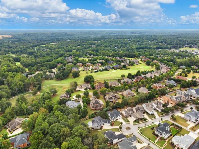 5634 Autumn Flame Drive, Braselton, GA 30517