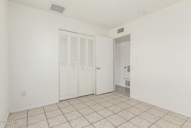 1512 W CRESCENT Avenue, Mesa, AZ 85202