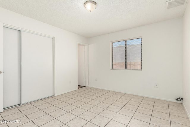 1512 W CRESCENT Avenue, Mesa, AZ 85202