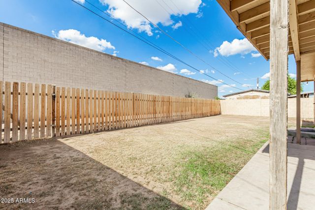 1512 W CRESCENT Avenue, Mesa, AZ 85202