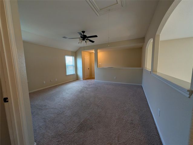 6614 Hunters Creek Lane, Baytown, TX 77521