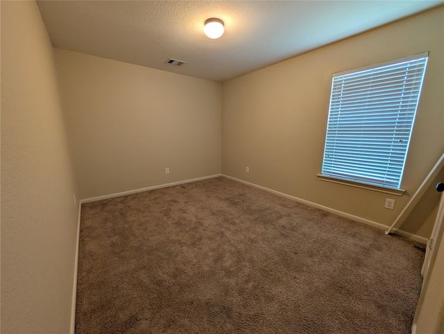 6614 Hunters Creek Lane, Baytown, TX 77521