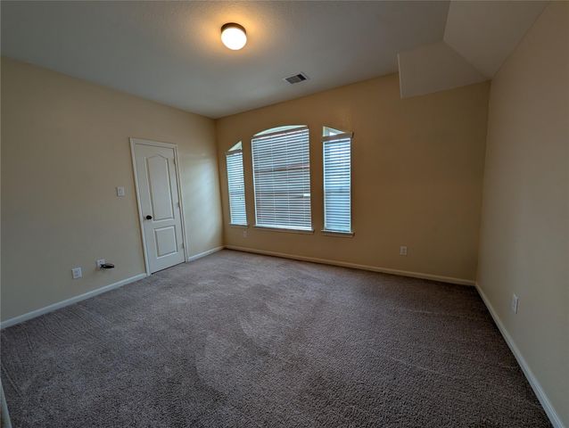 6614 Hunters Creek Lane, Baytown, TX 77521