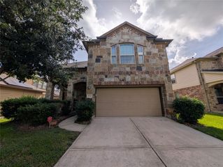 6614 Hunters Creek Lane, Baytown, TX 77521
