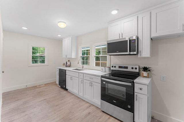 500 Greenlea Street, Spartanburg, SC 29306